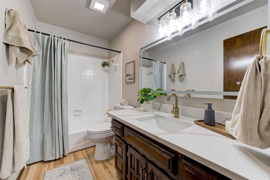 1002 S Pine Street Property Photo 29