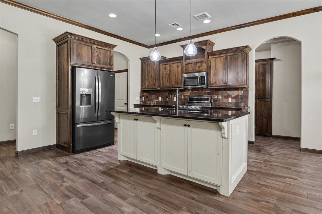 1022 Fox Run Lane Property Photo 11