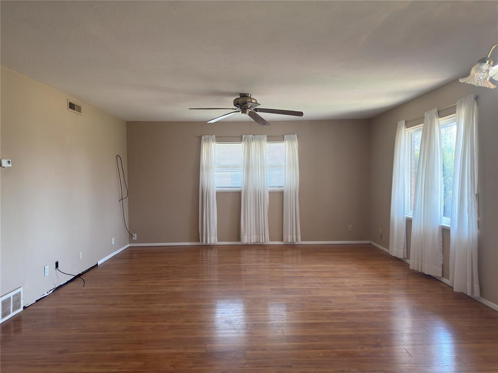 107 Cimarron Road Property Photo 2