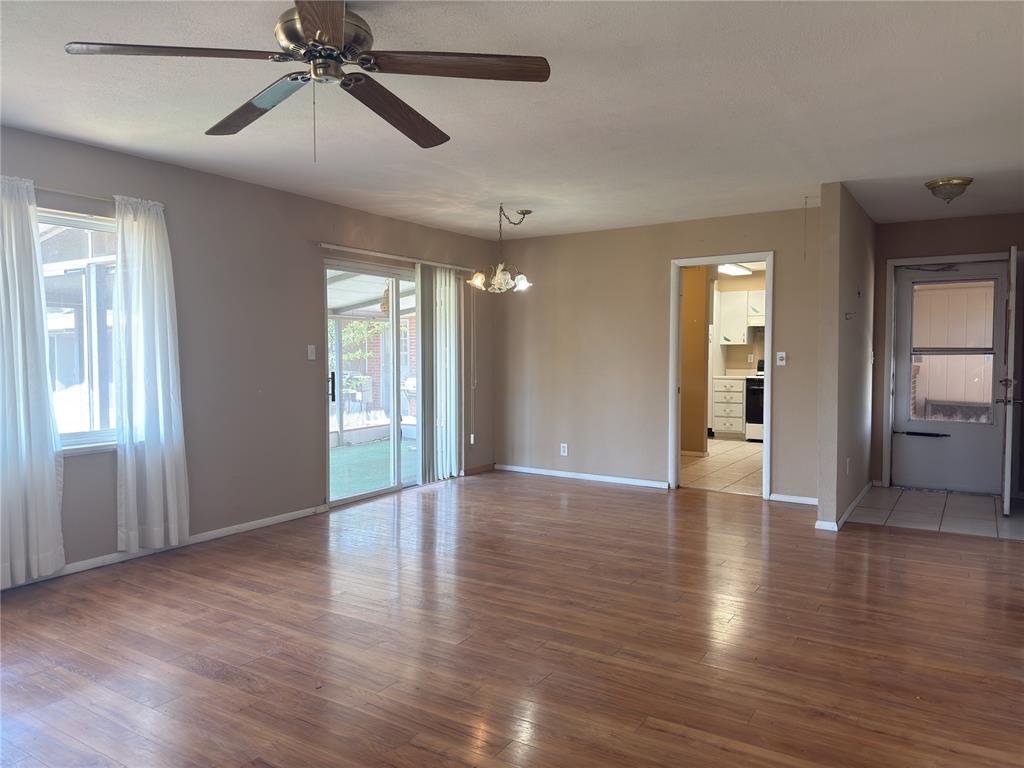 107 Cimarron Road Property Photo 3