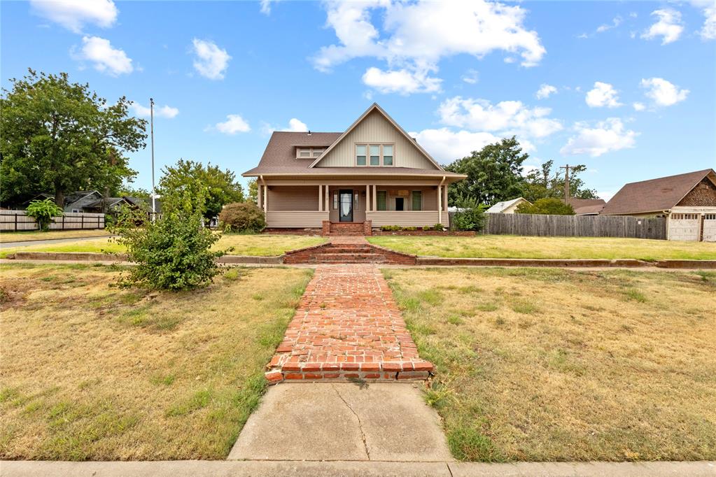 312 Sw 3rd Street Property Photo 1