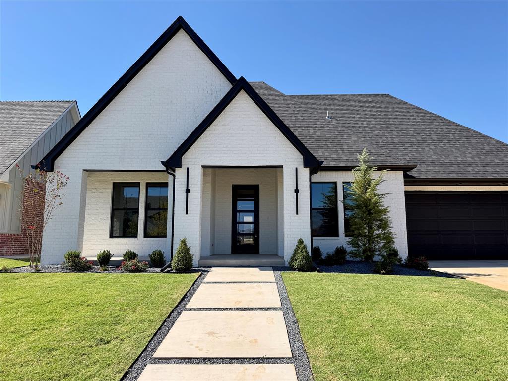 12813 Cobblestone Curve Road Property Photo 2