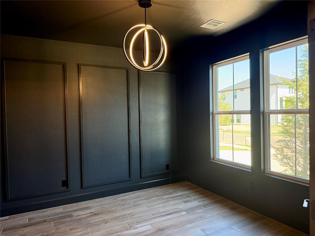 12813 Cobblestone Curve Road Property Photo 16