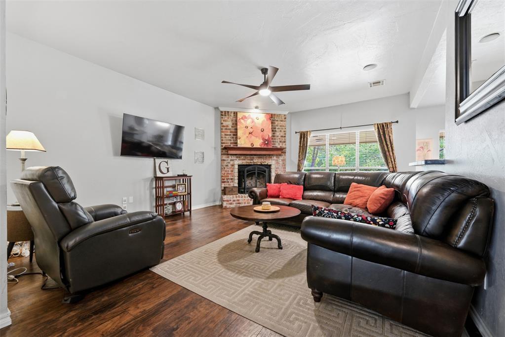 139 Tulip Trail Property Photo 11