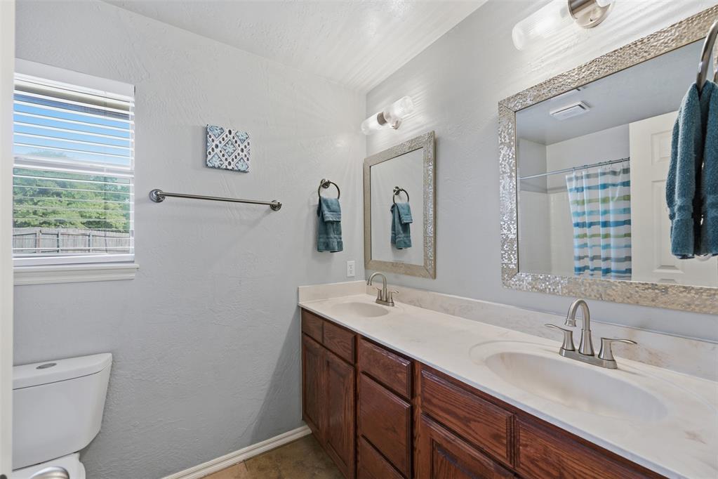 139 Tulip Trail Property Photo 29