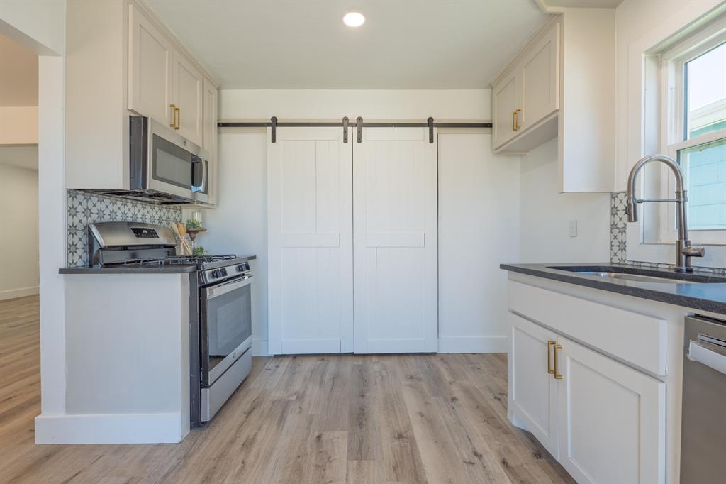 1105 N Mckinley Avenue Property Photo 7