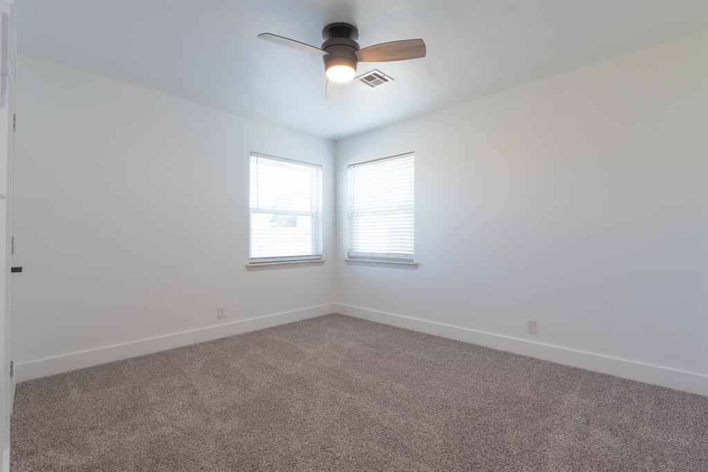 1105 N Mckinley Avenue Property Photo 29
