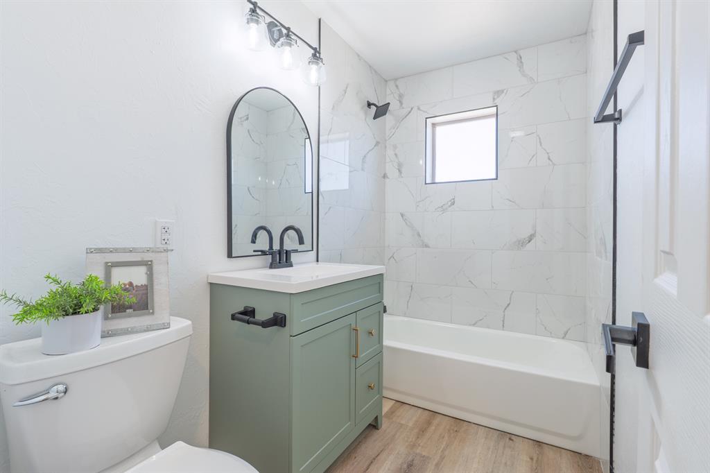 1105 N Mckinley Avenue Property Photo 32