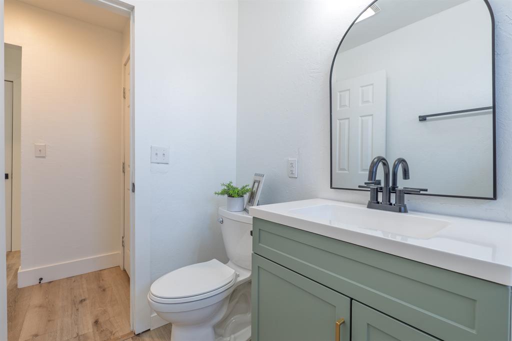 1105 N Mckinley Avenue Property Photo 33