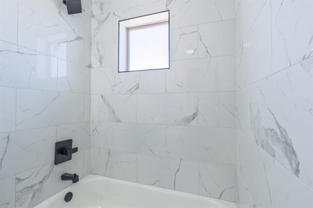 1105 N Mckinley Avenue Property Photo 34
