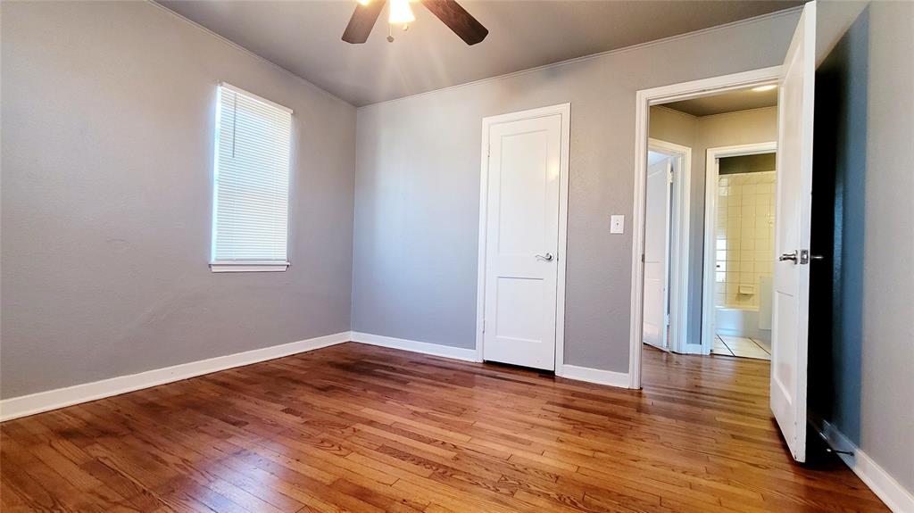 300 E Kittyhawk Drive Property Photo 10