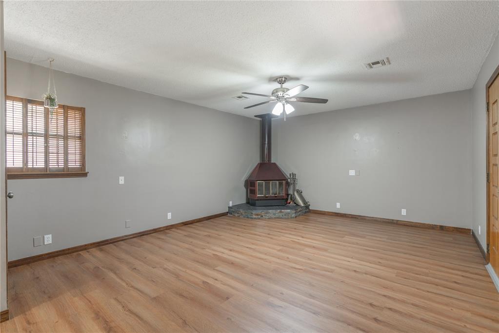 5701 Nw 58th Street Property Photo 10