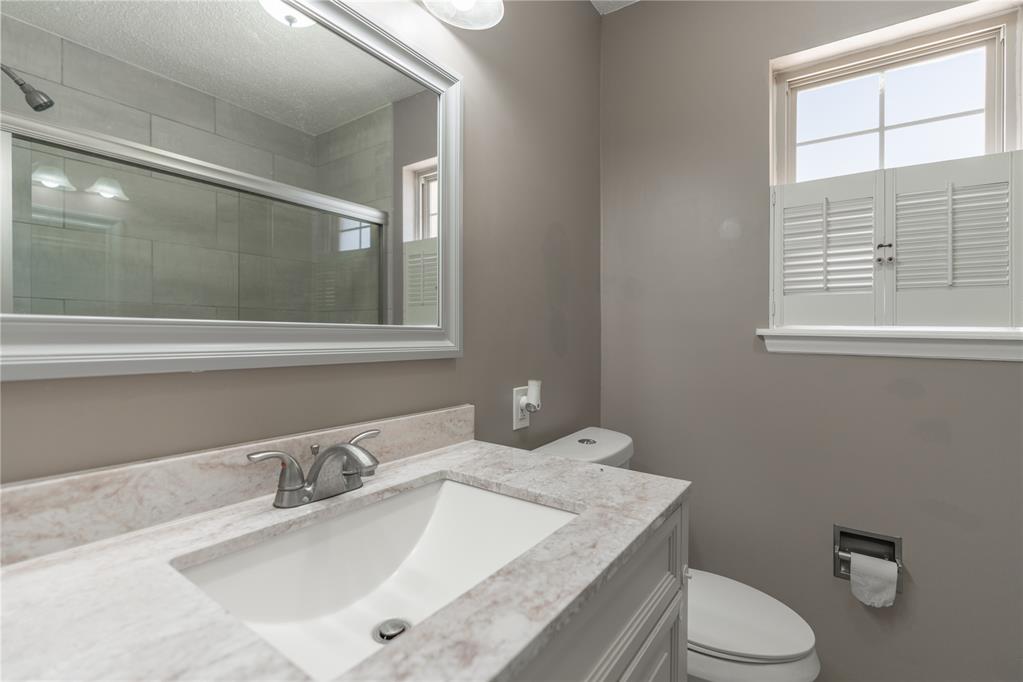 5701 Nw 58th Street Property Photo 17