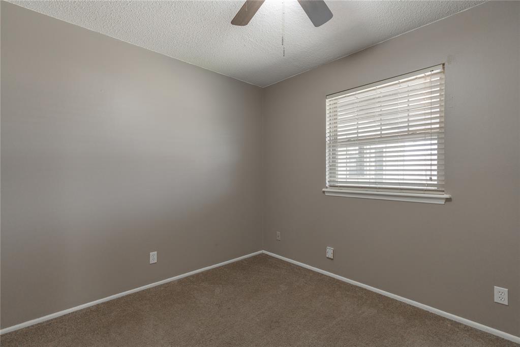 5701 Nw 58th Street Property Photo 19