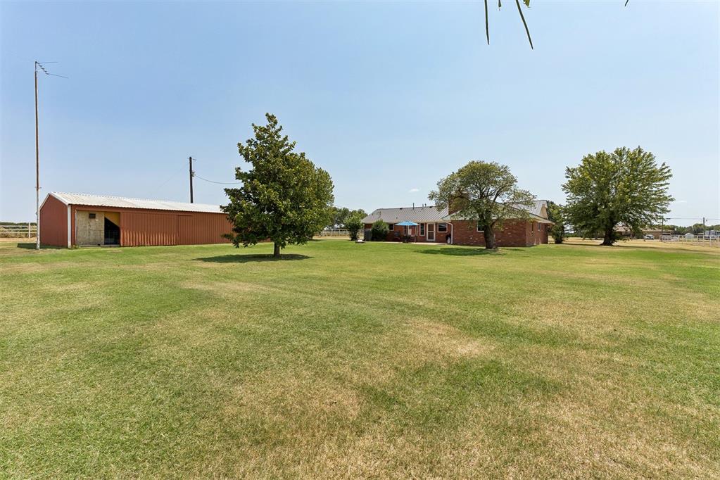 258400 E 805 Road Property Photo 34
