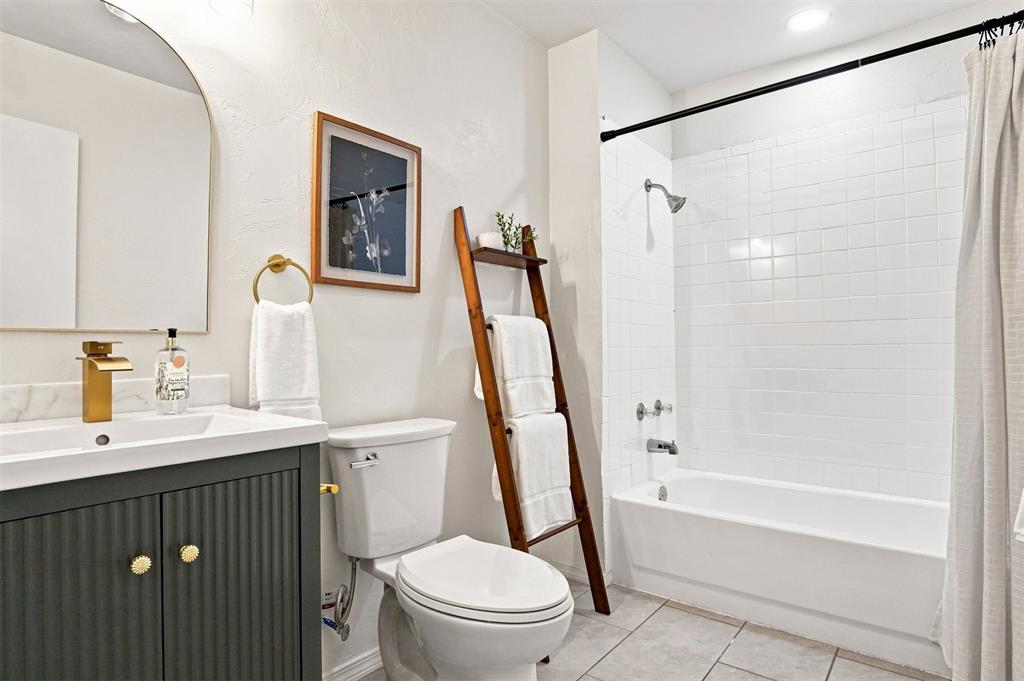 208 S Norman Avenue Property Photo 12