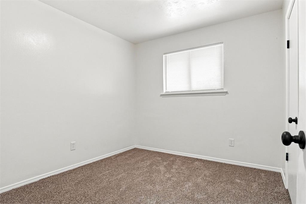 208 S Norman Avenue Property Photo 19