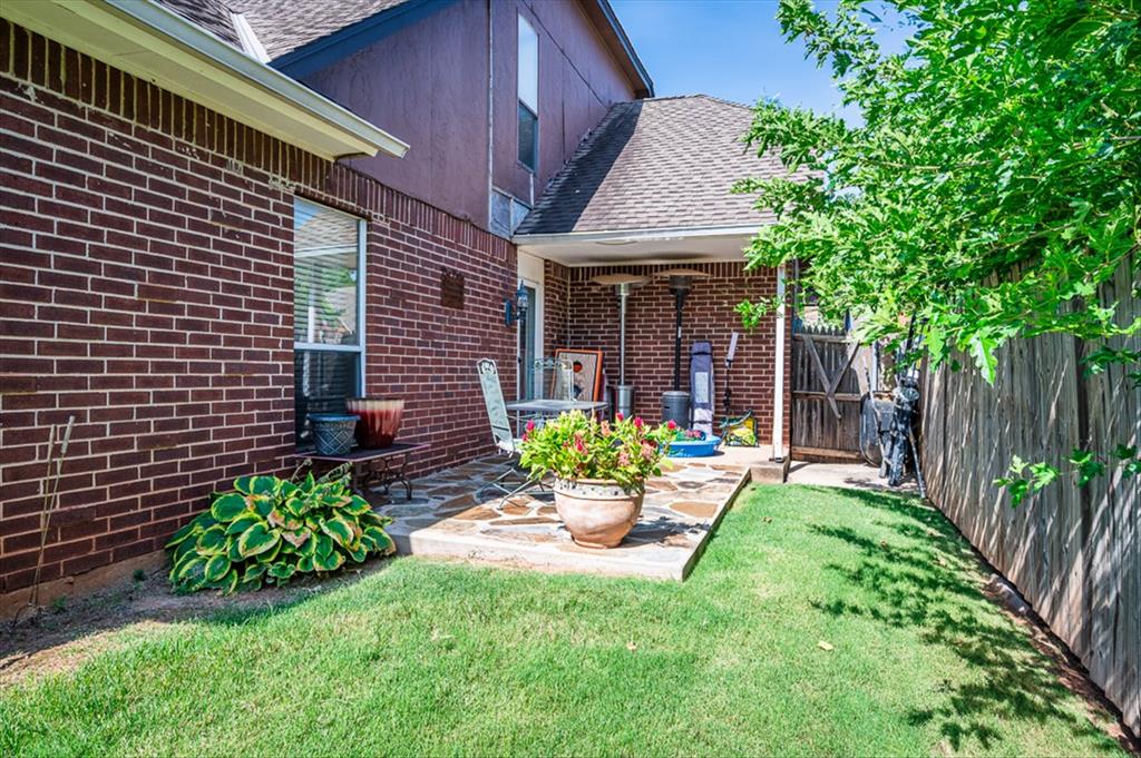 19704 Harness Court Property Photo 11