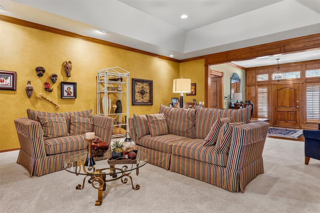 5016 Misty Glen Circle Property Photo 8
