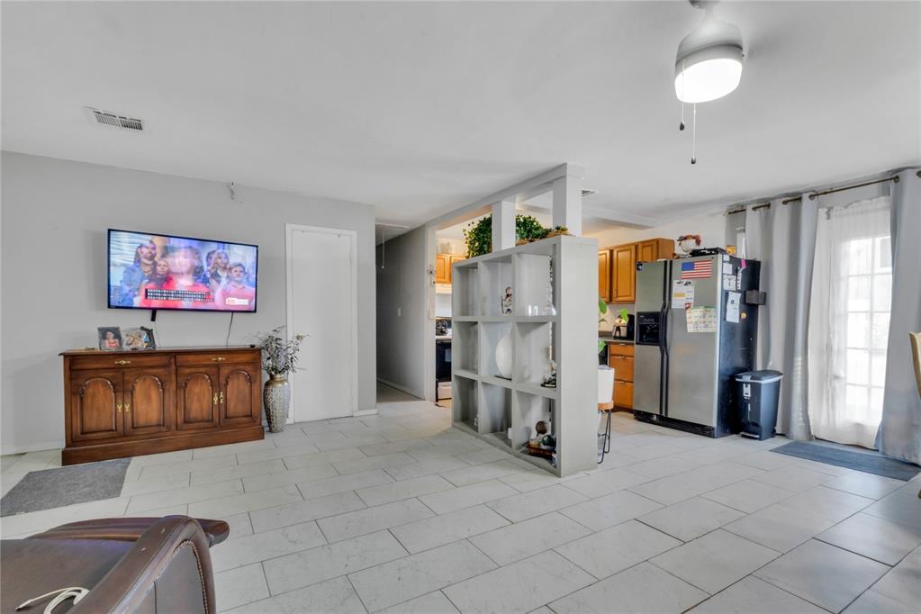 6028 Nw 55th Street Property Photo 5