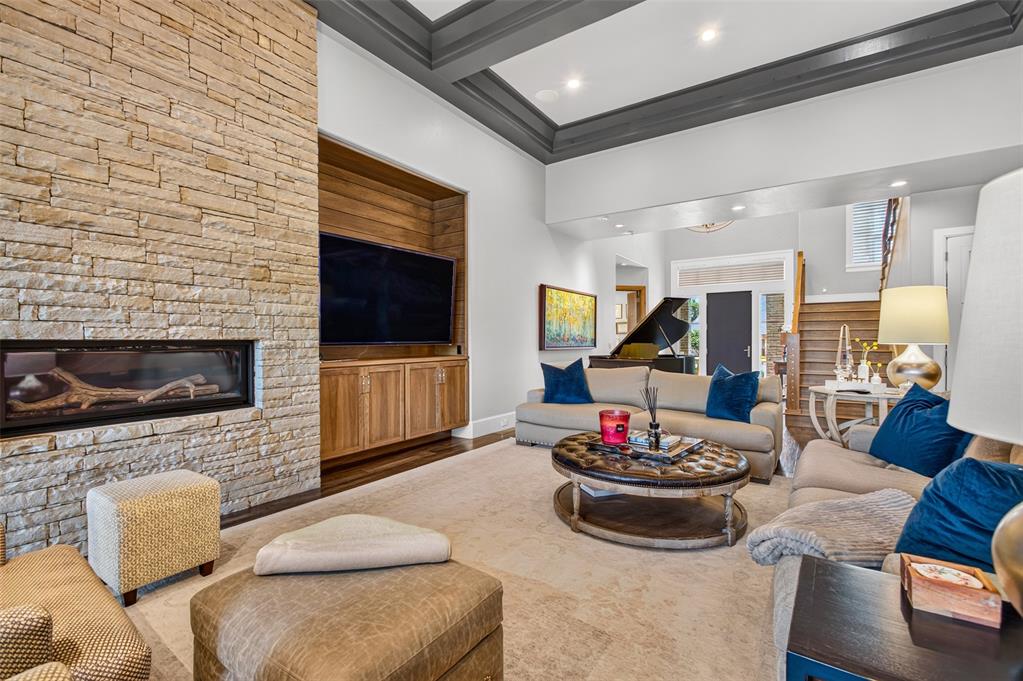 15604 Via Sierra Property Photo 4