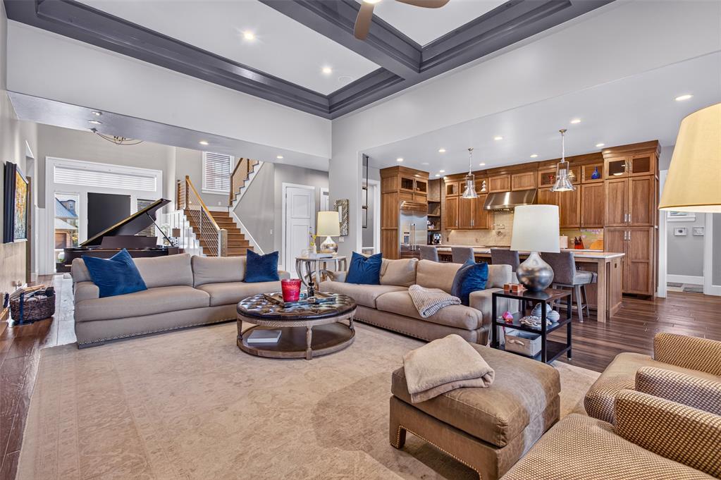 15604 Via Sierra Property Photo 7
