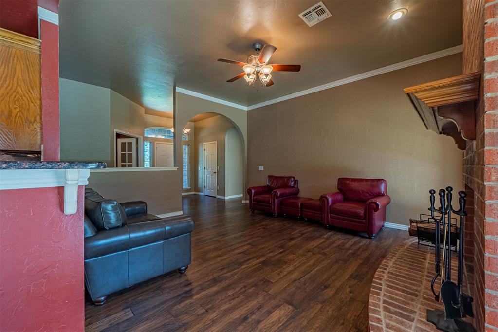 12920 Hedy Avenue Property Photo 9