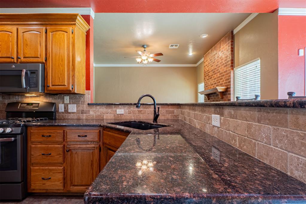 12920 Hedy Avenue Property Photo 10
