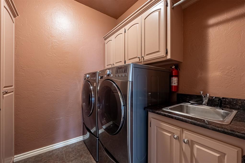 12920 Hedy Avenue Property Photo 31