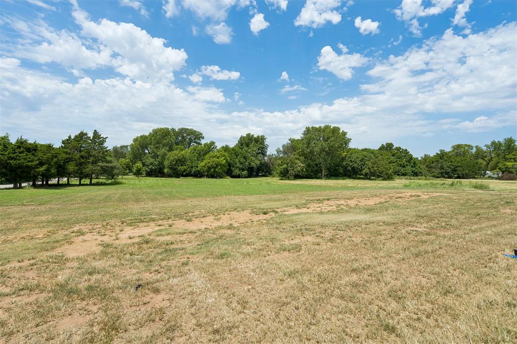 37950 W Macarthur Street Property Photo 2
