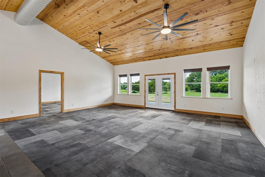 37950 W Macarthur Street Property Photo 6