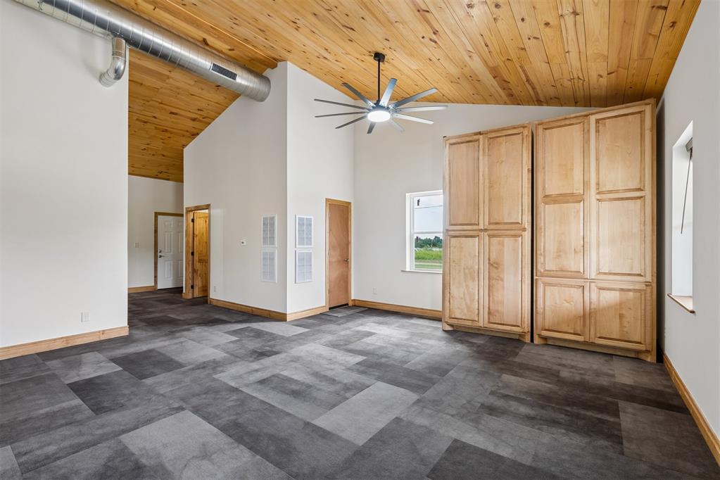37950 W Macarthur Street Property Photo 32