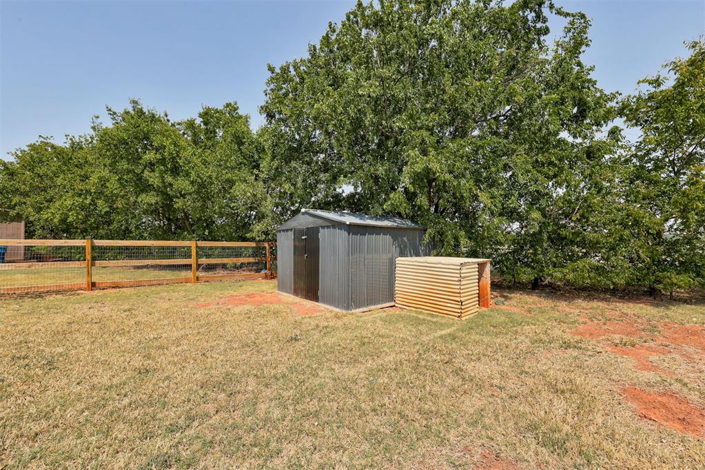 9966 Ne Highway 33 Property Photo 41
