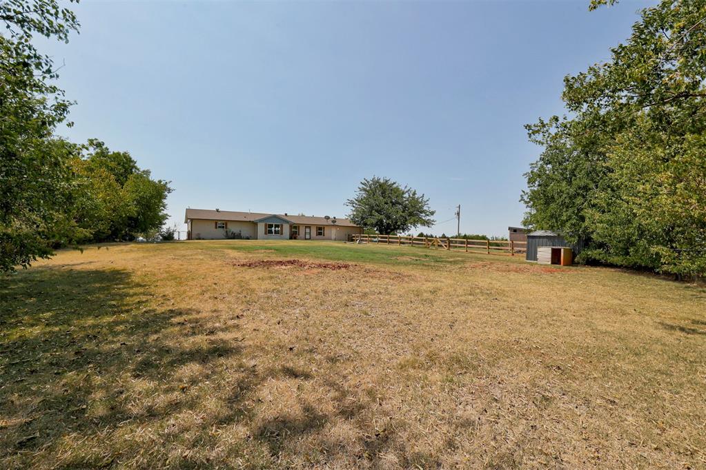9966 Ne Highway 33 Property Photo 42