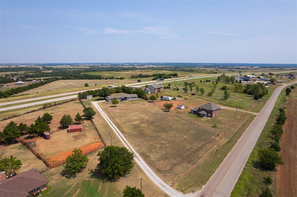 9966 Ne Highway 33 Property Photo 47