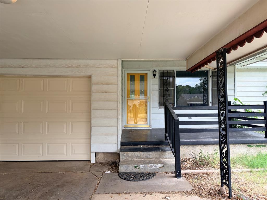 1709 Nw Floyd Avenue Property Photo 6