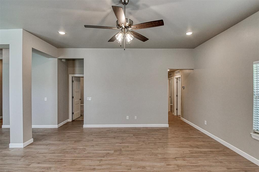 517 Elena Drive Property Photo 9