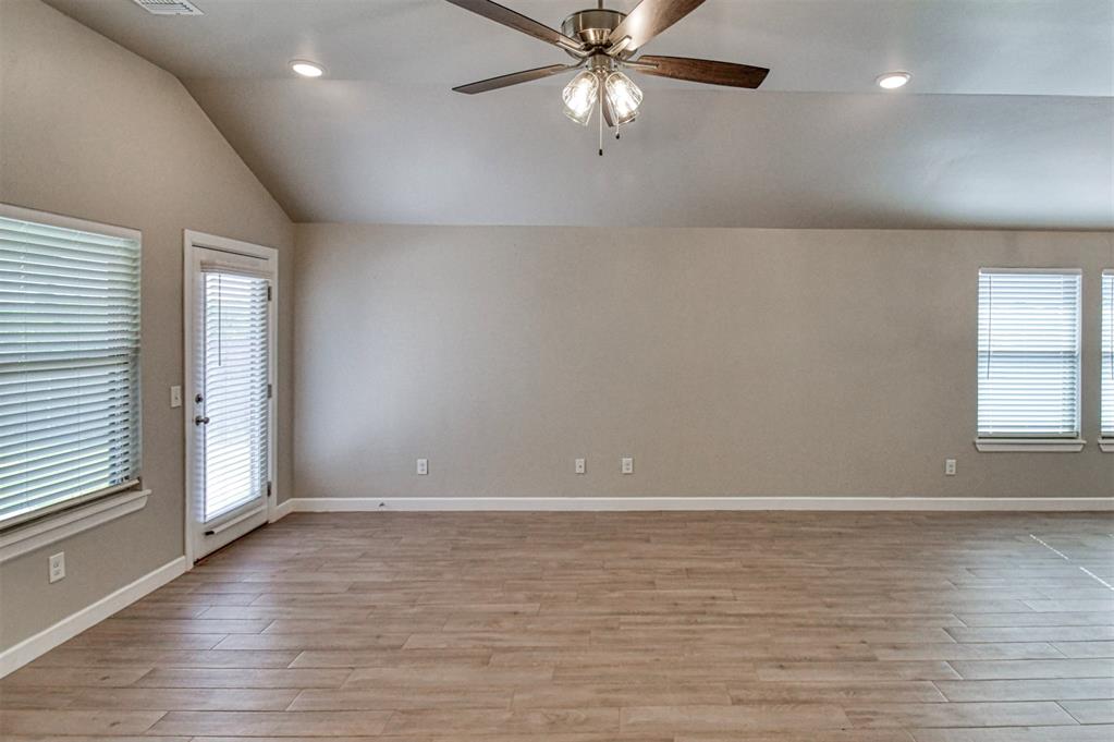 517 Elena Drive Property Photo 10