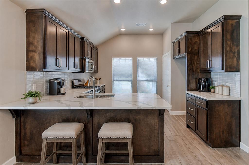 517 Elena Drive Property Photo 15