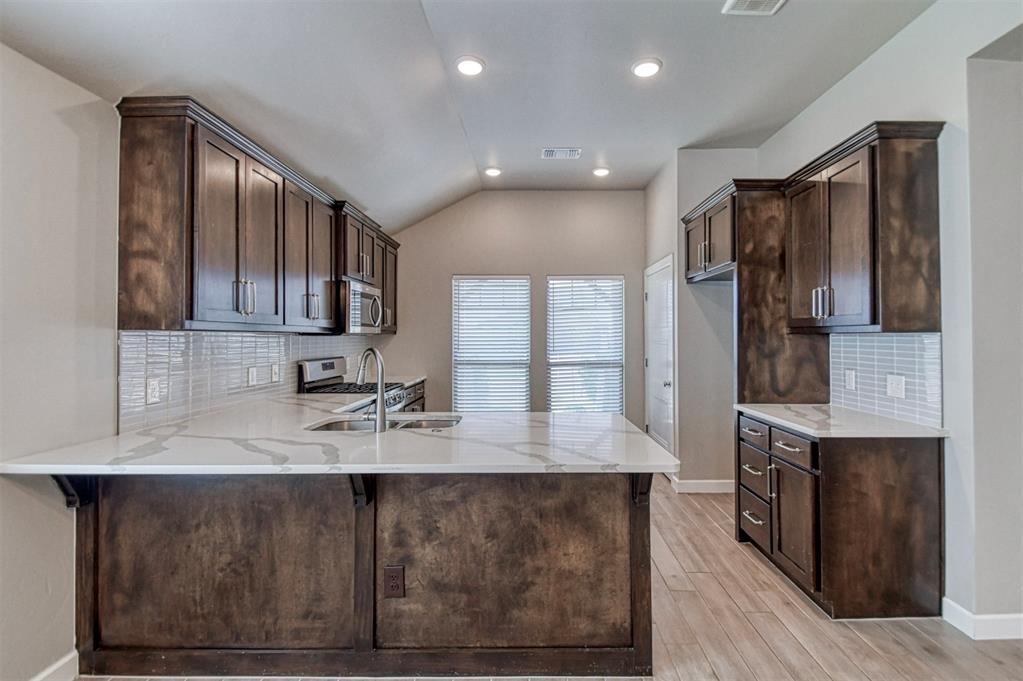 517 Elena Drive Property Photo 16