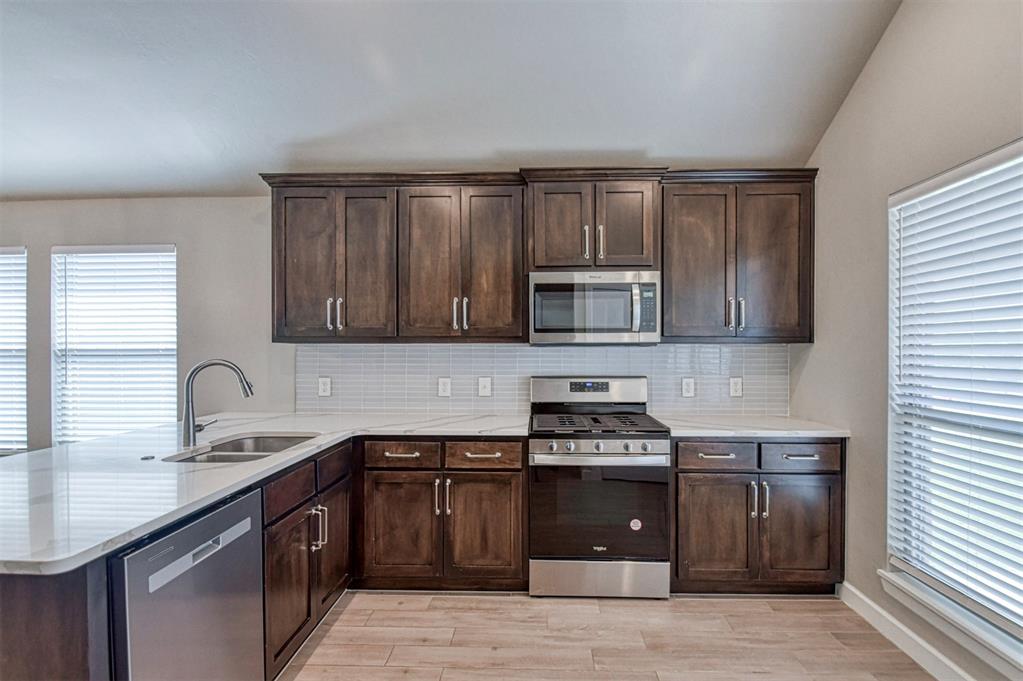 517 Elena Drive Property Photo 17