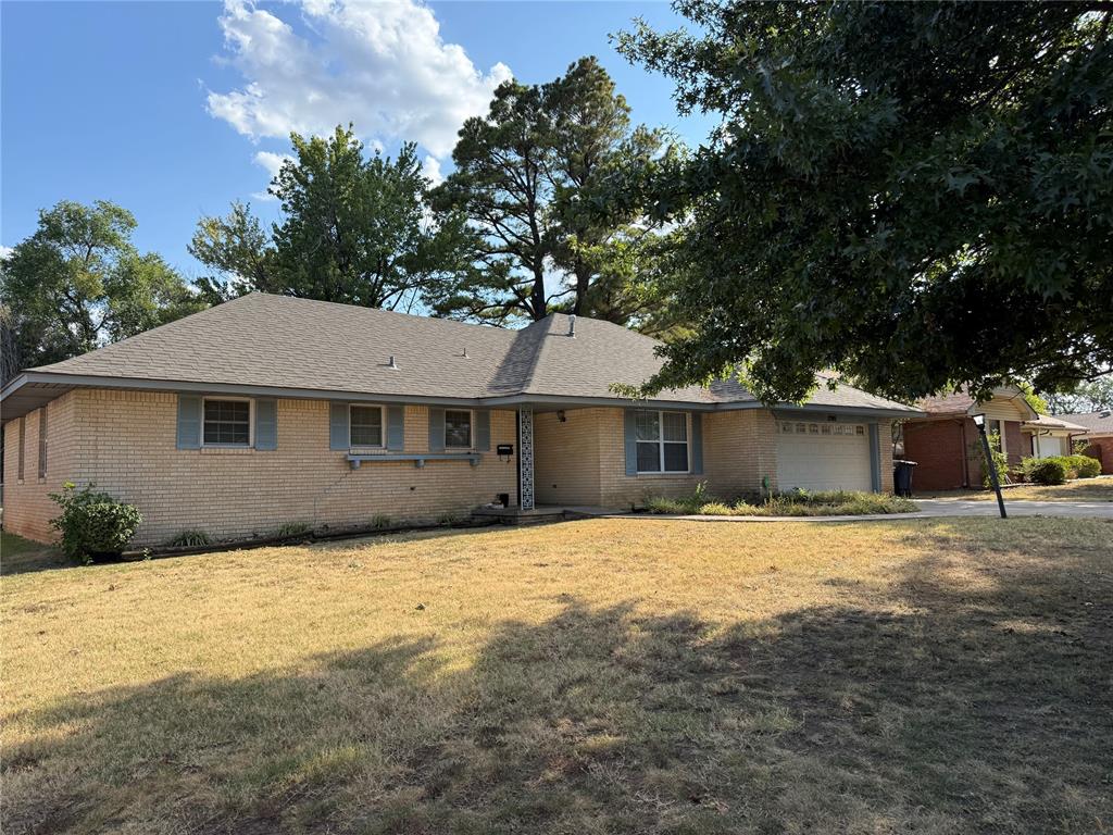 1205 Charles Drive Property Photo 3