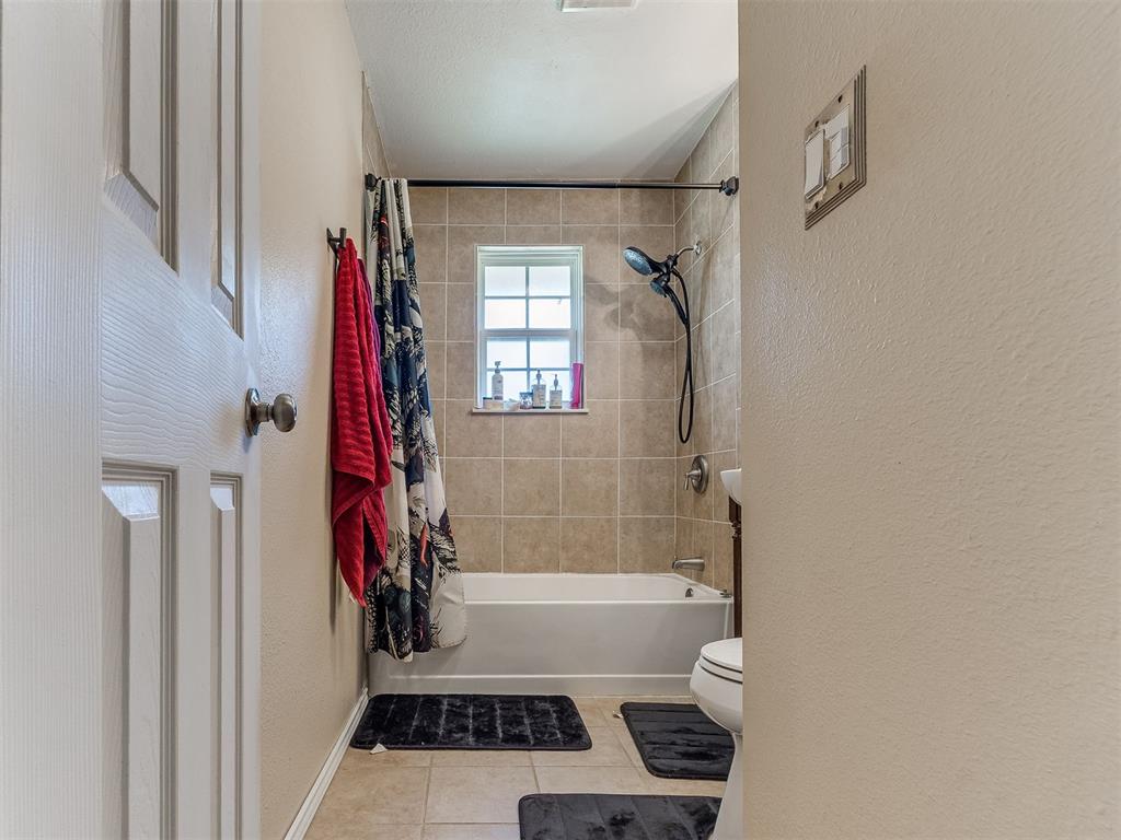 927 Sw 1st Street Property Photo 7