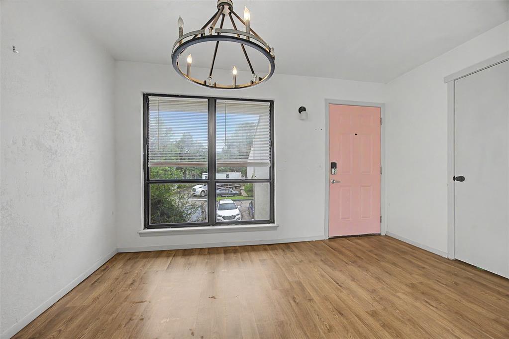 833 Cardinal Creek Boulevard C Property Photo 9