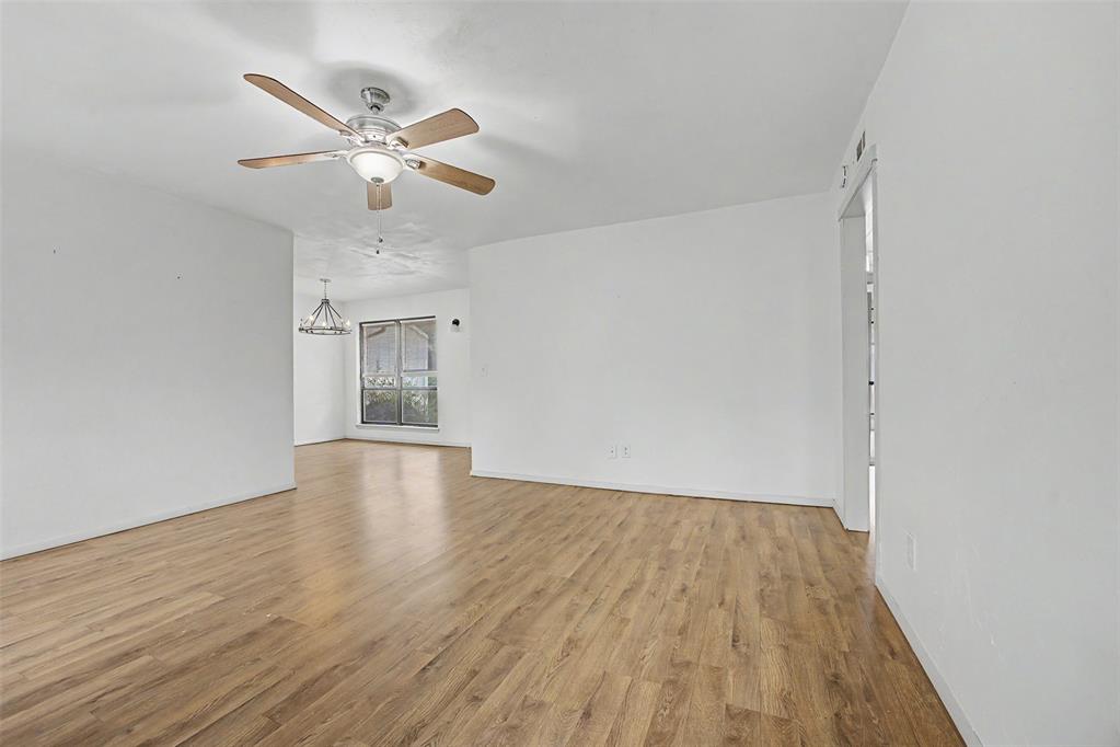 833 Cardinal Creek Boulevard C Property Photo 17