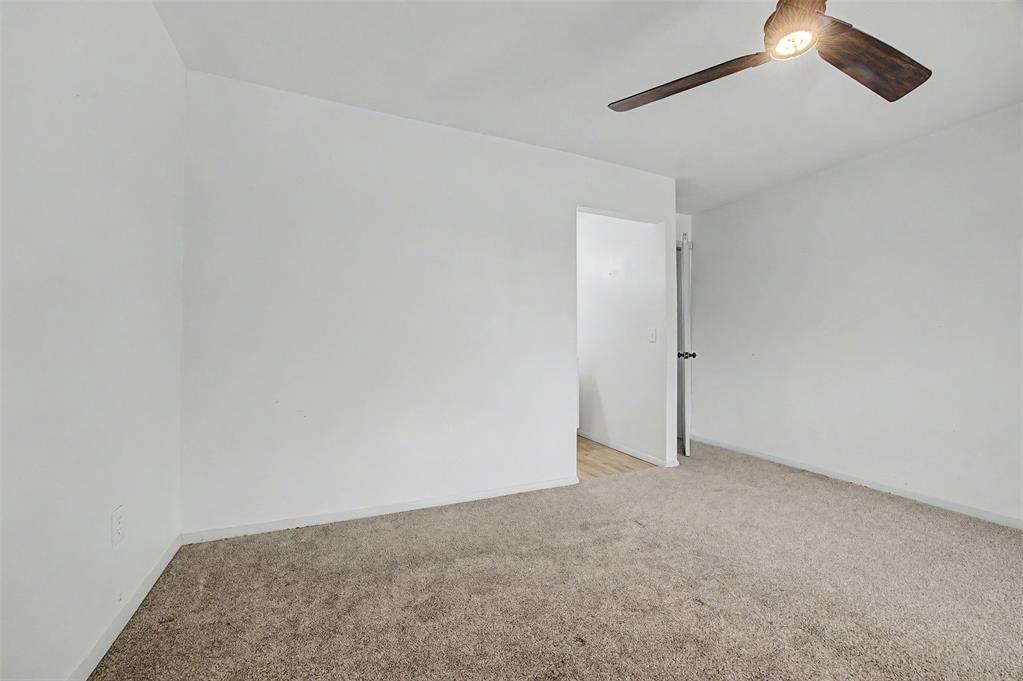 833 Cardinal Creek Boulevard C Property Photo 32