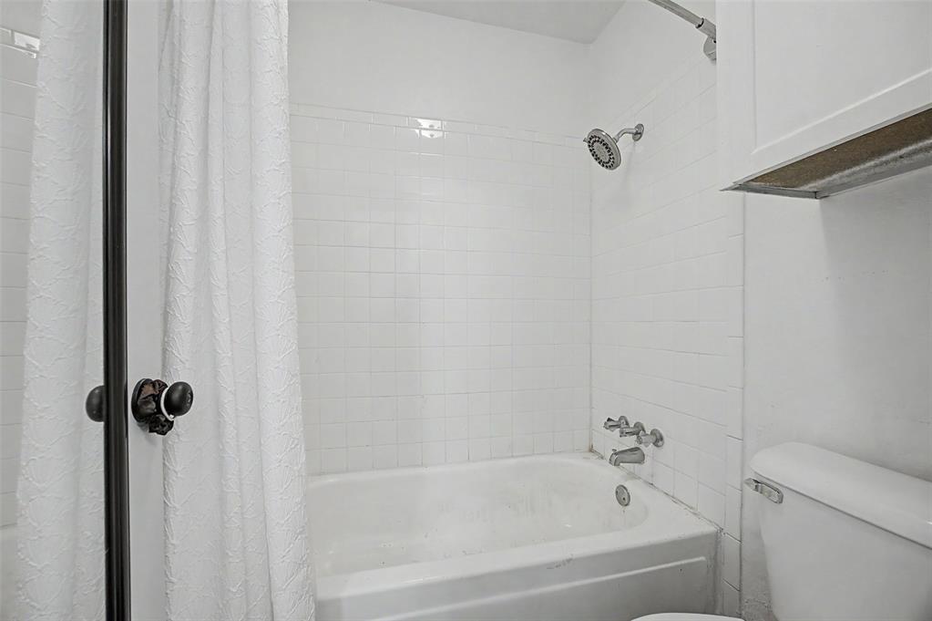 833 Cardinal Creek Boulevard C Property Photo 35