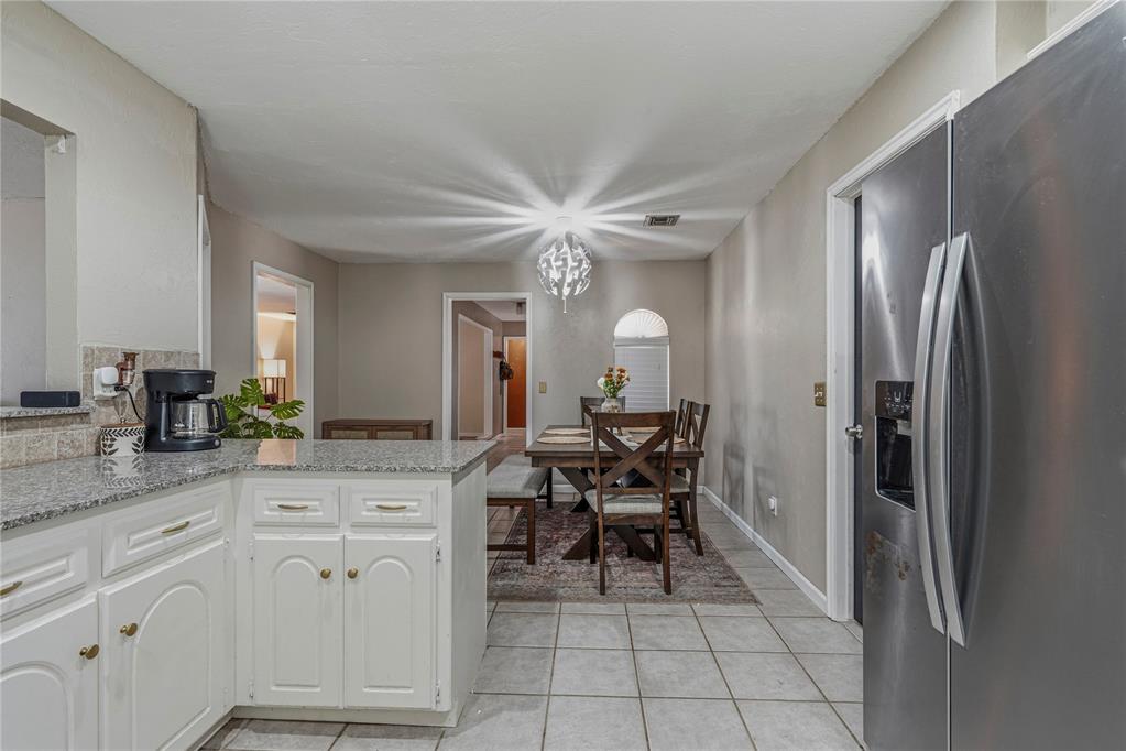 11917 Camelot Place Property Photo 15