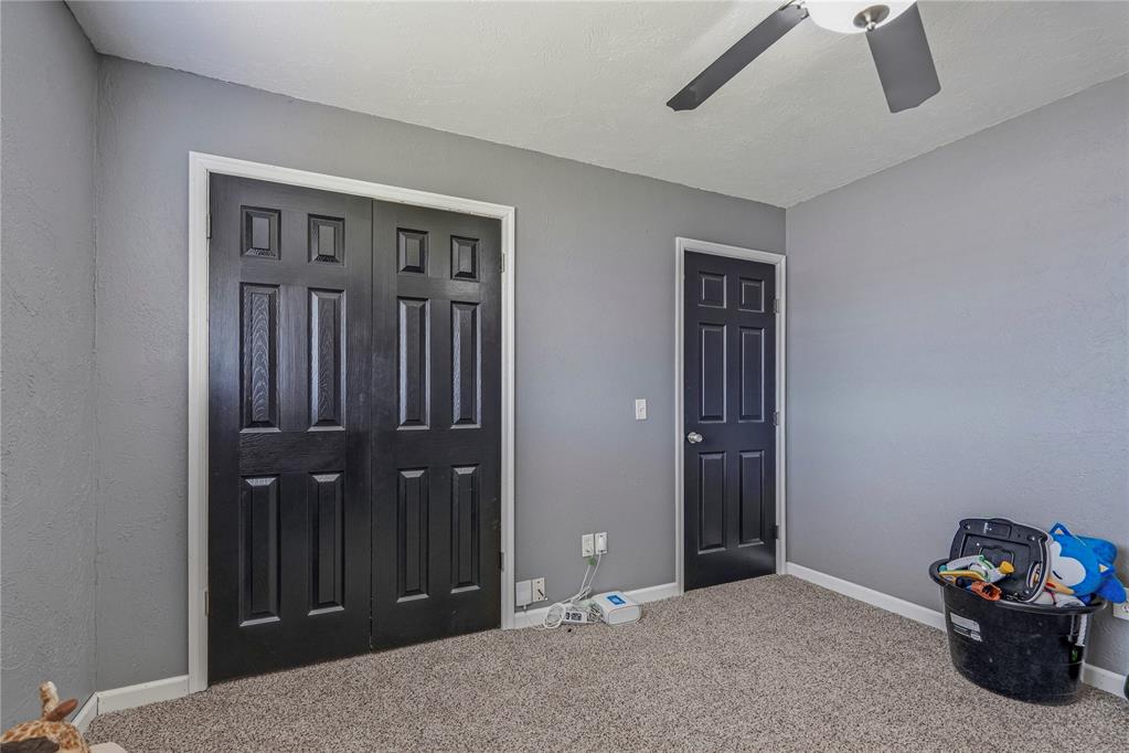 11917 Camelot Place Property Photo 31