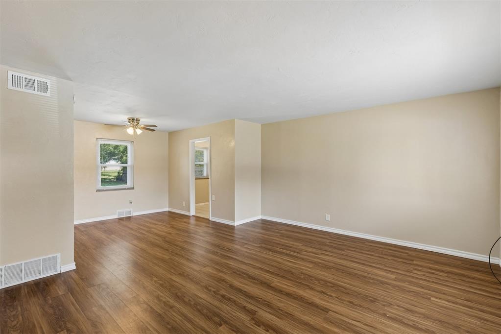 5533 N Shawnee Avenue Property Photo 6